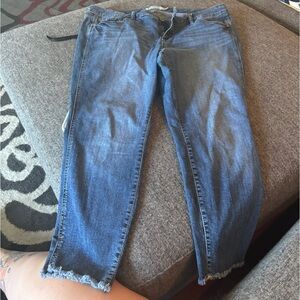 Skinny crop from torrid with side slits